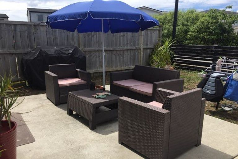 Photo of property in 4 Blackbird Lane, Hobsonville, Auckland, 0616