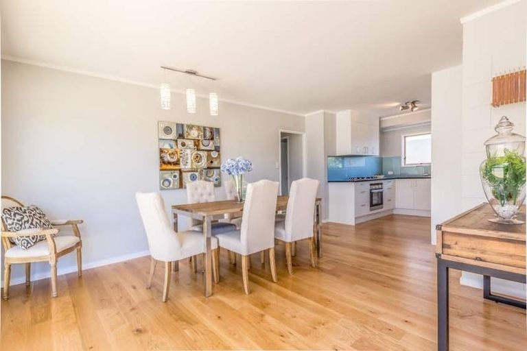 Photo of property in 109 Stredwick Drive, Torbay, Auckland, 0630