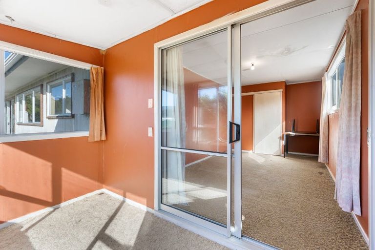 Photo of property in 6 Briscoe Street, Awakino, Mokau, 4376