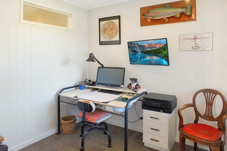 Photo of property in 9 Lakeview Drive, Foxton Beach, Foxton, 4815