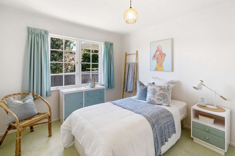 Photo of property in 73 Parkes Avenue, Saint Johns Hill, Whanganui, 4501