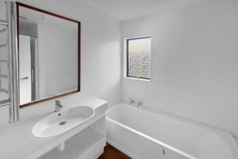 Photo of property in 176 Pukehina Parade, Pukehina, Te Puke, 3189