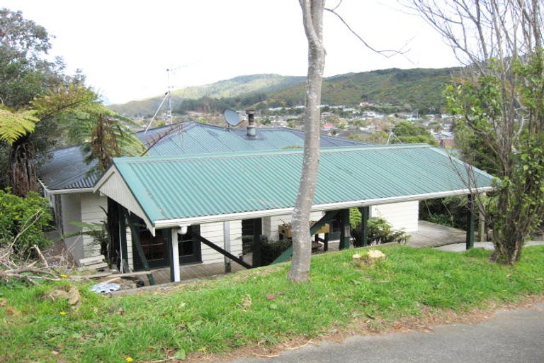 Photo of property in 34 Wright Street, Wainuiomata, Lower Hutt, 5014