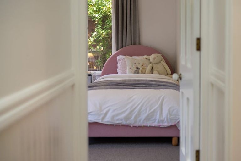 Photo of property in 40 Weka Street, Fendalton, Christchurch, 8041