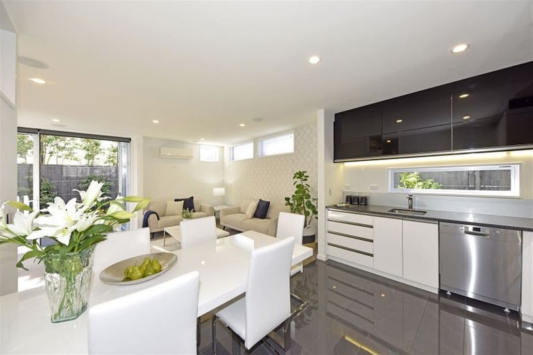 Photo of property in 14a Exeter Street, Merivale, Christchurch, 8014