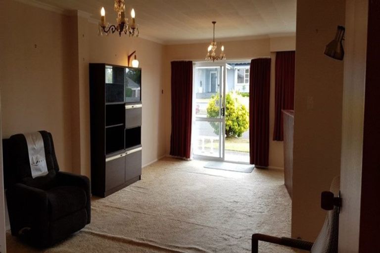 Photo of property in 3/21 Dorset Avenue, Westown, New Plymouth, 4310