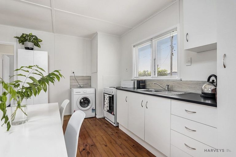 Photo of property in 35 Metcalfe Road, Ranui, Auckland, 0612