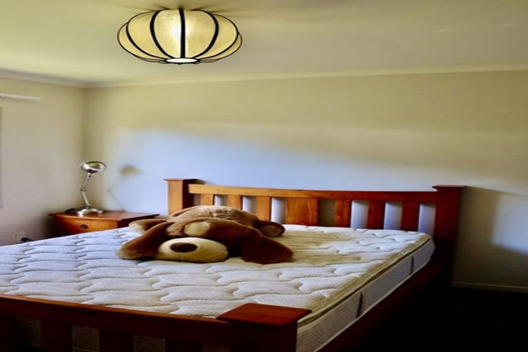 Photo of property in 17 Maddison Place, Welcome Bay, Tauranga, 3112