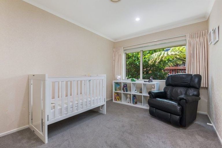 Photo of property in 158 Ruapehu Drive, Fitzherbert, Palmerston North, 4410