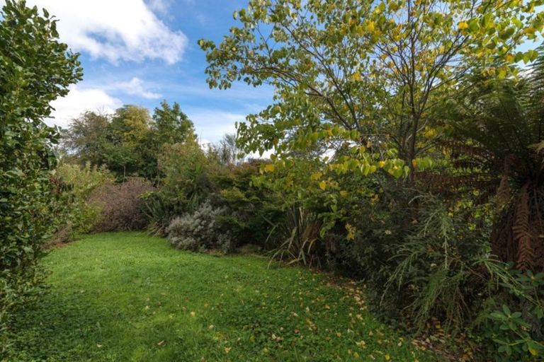 Photo of property in 100 Rimuvale Street, Pukehangi, Rotorua, 3015