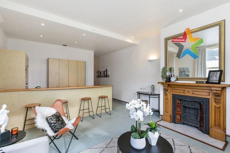 Photo of property in 10/37 Majoribanks Street, Mount Victoria, Wellington, 6011