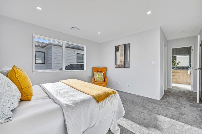 Photo of property in 40 Drumnaconagher Road, Flat Bush, Auckland, 2019