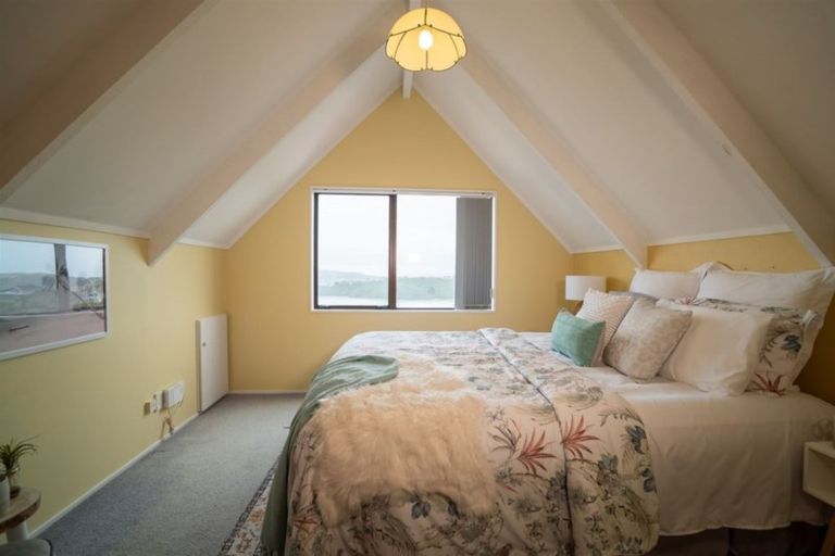 Photo of property in 10a Solway Place, Papakowhai, Porirua, 5024