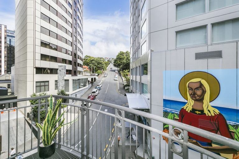 Photo of property in Kelvin House, 3f/16 The Terrace, Wellington Central, Wellington, 6011