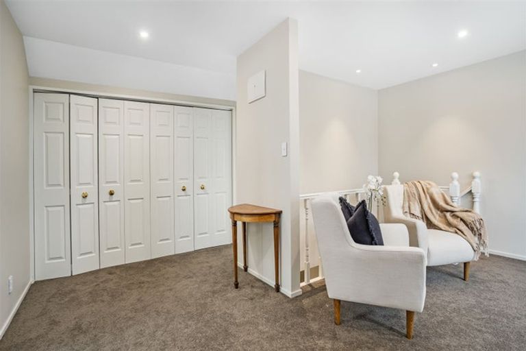 Photo of property in 306 Yaldhurst Road, Avonhead, Christchurch, 8042