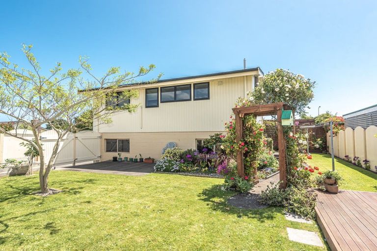 Photo of property in 30 Karamu Street, Tawhero, Whanganui, 4501