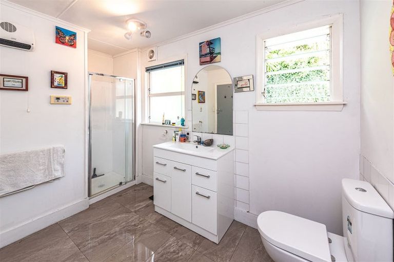 Photo of property in 23 Wairere Road, Bastia Hill, Whanganui, 4500