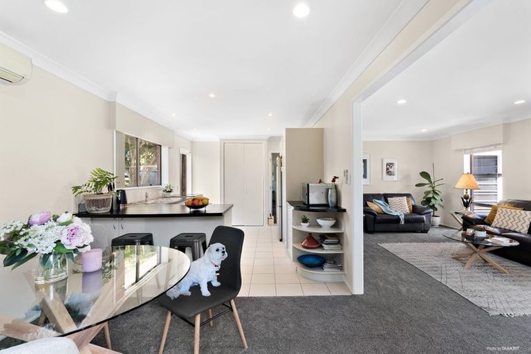 Photo of property in 2/22 Beaumaris Way, Conifer Grove, Takanini, 2112