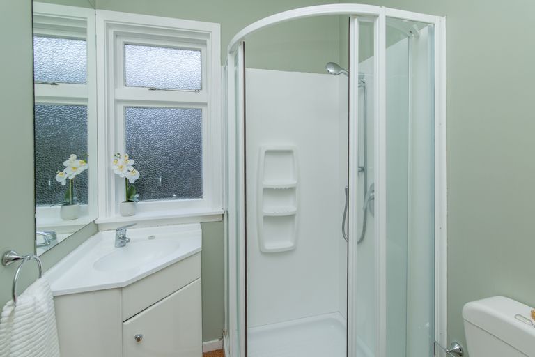 Photo of property in 44 Windermere Road, Papanui, Christchurch, 8053