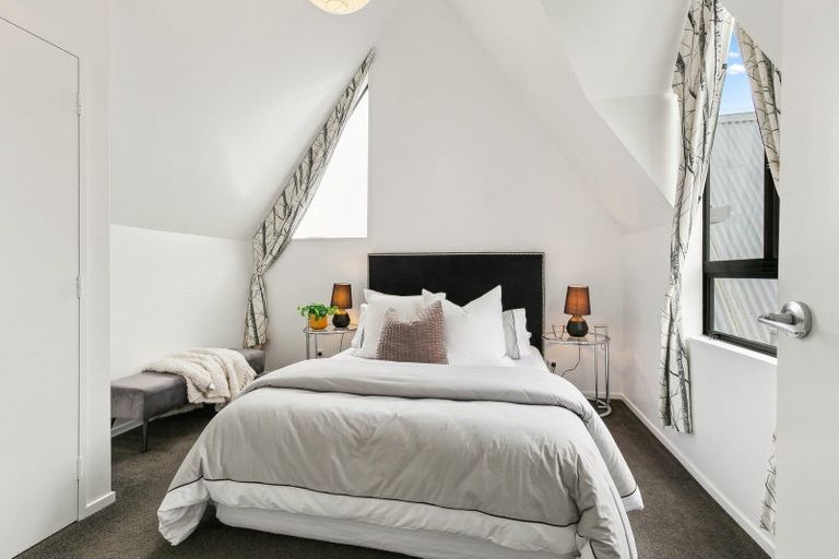 Photo of property in 90 Majoribanks Street, Mount Victoria, Wellington, 6011