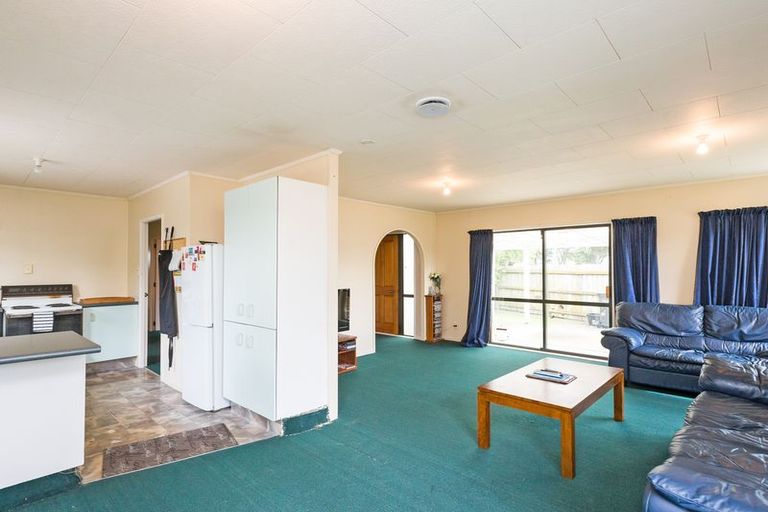 Photo of property in 19 Ashton Place, Highbury, Palmerston North, 4412