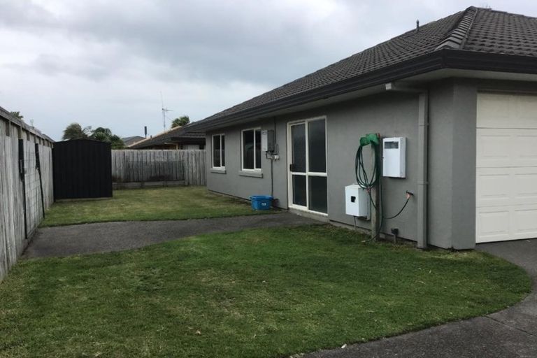 Photo of property in 39 Sandhurst Drive, Papamoa Beach, Papamoa, 3118