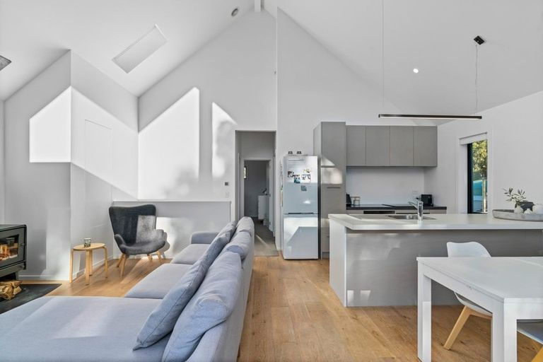 Photo of property in 3 Maude View Road, Hawea Flat, Wanaka, 9382