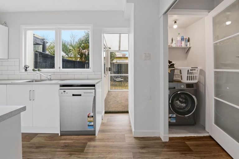 Photo of property in 16 Ruihi Street, Victoria, Rotorua, 3010