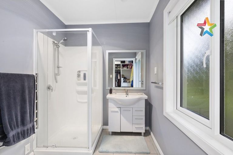 Photo of property in 99 Normandale Road, Normandale, Lower Hutt, 5010