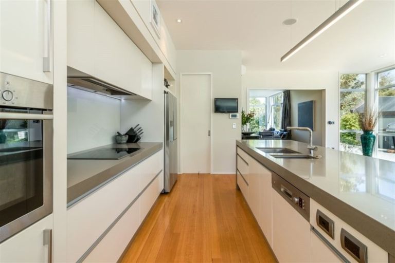 Photo of property in 8 Royds Street, Fendalton, Christchurch, 8014