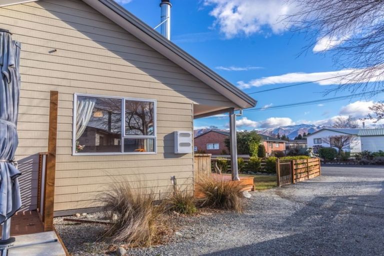 Photo of property in 35 Totara Drive, Twizel, 7901