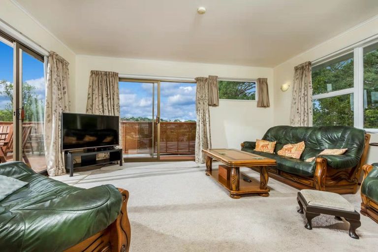 Photo of property in 13 Mawson Avenue, Torbay, Auckland, 0630