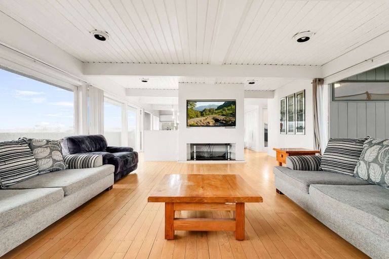 Photo of property in 247a Hill Road, The Gardens, Auckland, 2105