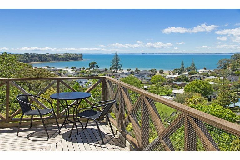 Photo of property in 12 Cochrane Avenue, Arkles Bay, Whangaparaoa, 0932