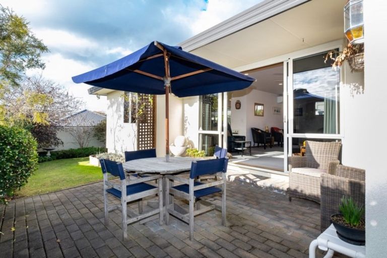 Photo of property in 2/11 Duart Road, Havelock North, 4130