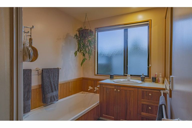 Photo of property in 1/223 Otipua Road, Highfield, Timaru, 7910