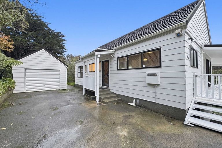 Photo of property in 10a Wingfield Place, Churton Park, Wellington, 6037