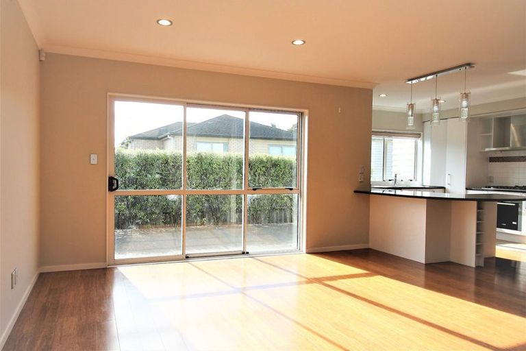 Photo of property in 12 Conti Drive, Flat Bush, Auckland, 2019