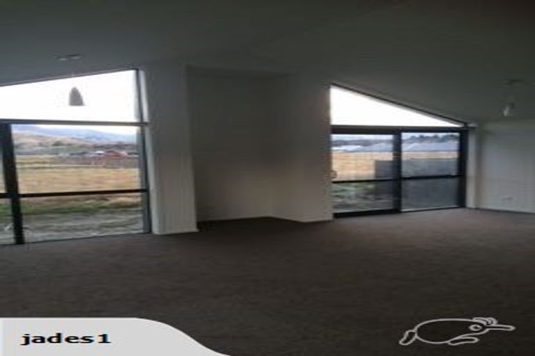 Photo of property in 35 Risinghurst Terrace, Lower Shotover, Queenstown, 9304