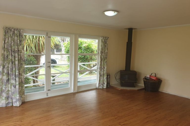 Photo of property in 63 Sunderlands Road, Half Moon Bay, Auckland, 2012