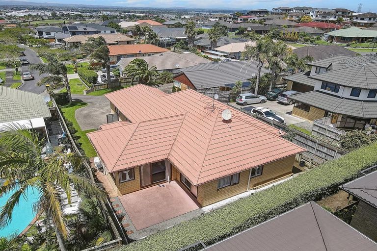 Photo of property in 32 Cairnsvale Rise, Manurewa, Auckland, 2105