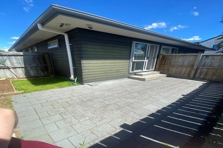 Photo of property in 2/54 May Street, Hamilton East, Hamilton, 3216