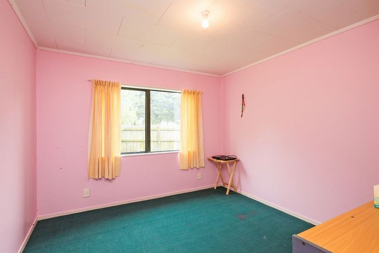 Photo of property in 19 Ashton Place, Highbury, Palmerston North, 4412