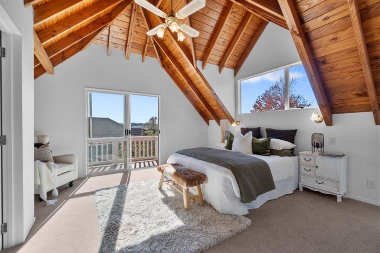 Photo of property in 14 Rimu Rise, Albany, Auckland, 0632