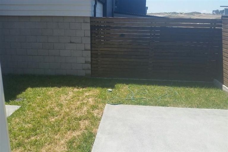 Photo of property in 2b Makura Road, Long Bay, Auckland, 0630