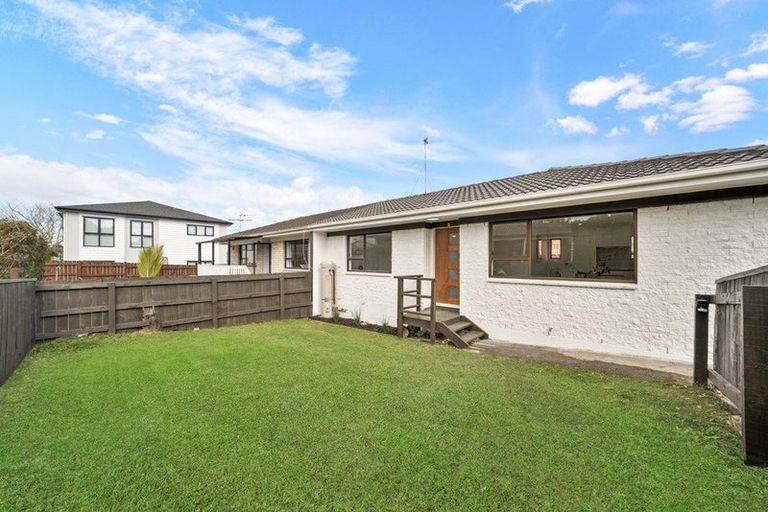 Photo of property in 2/64 Weymouth Road, Manurewa, Auckland, 2102