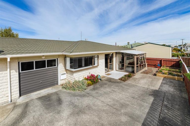 Photo of property in 7b Humphrey Street, Marton, 4710