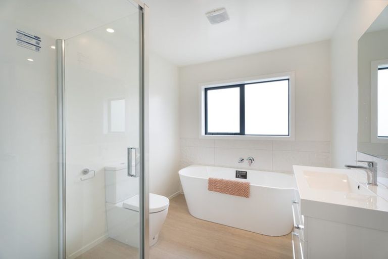 Photo of property in 48 Rochdale Drive, Churton Park, Wellington, 6037