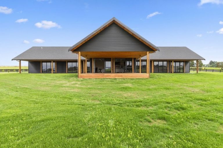 Photo of property in 28 Old Vintners Close, Te Kauwhata, 3782