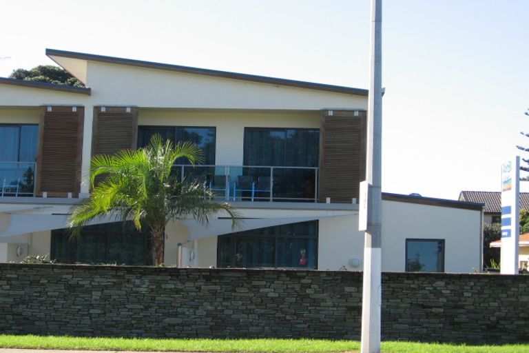 Photo of property in 1/403 Hibiscus Coast Highway, Orewa, 0931